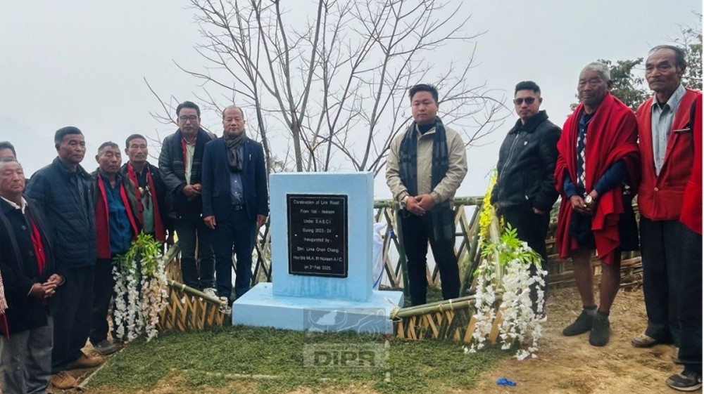 MLA Lima Onen Chang and others during the inauguration of the link road connecting Yali and Noksen villages on February 3. (DIPR Photo)